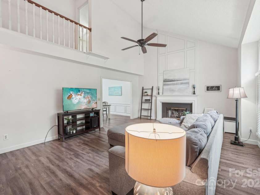 11333 Snapfinger Drive, Charlotte, NC 28277.  MLS# CAR4241632, YatesRealty ID 10923. 