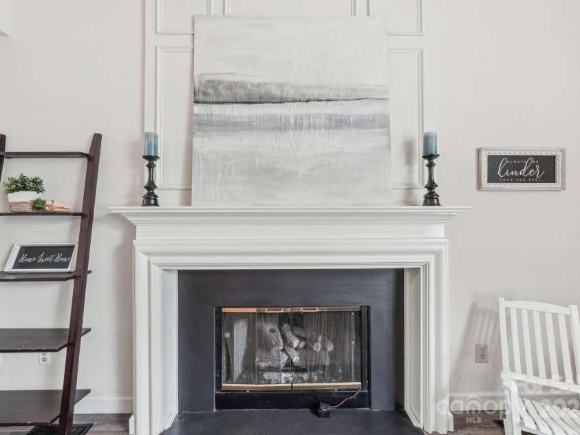 11333 Snapfinger Drive, Charlotte, NC 28277.  MLS# CAR4241632, YatesRealty ID 10923. 