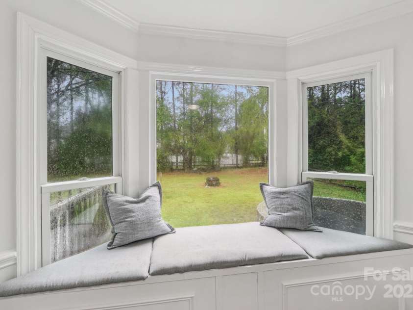 11333 Snapfinger Drive, Charlotte, NC 28277.  MLS# CAR4241632, YatesRealty ID 10923. 