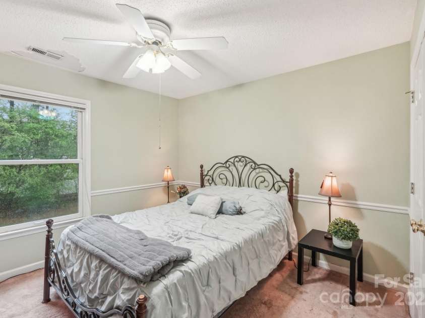 11333 Snapfinger Drive, Charlotte, NC 28277.  MLS# CAR4241632, YatesRealty ID 10923. 