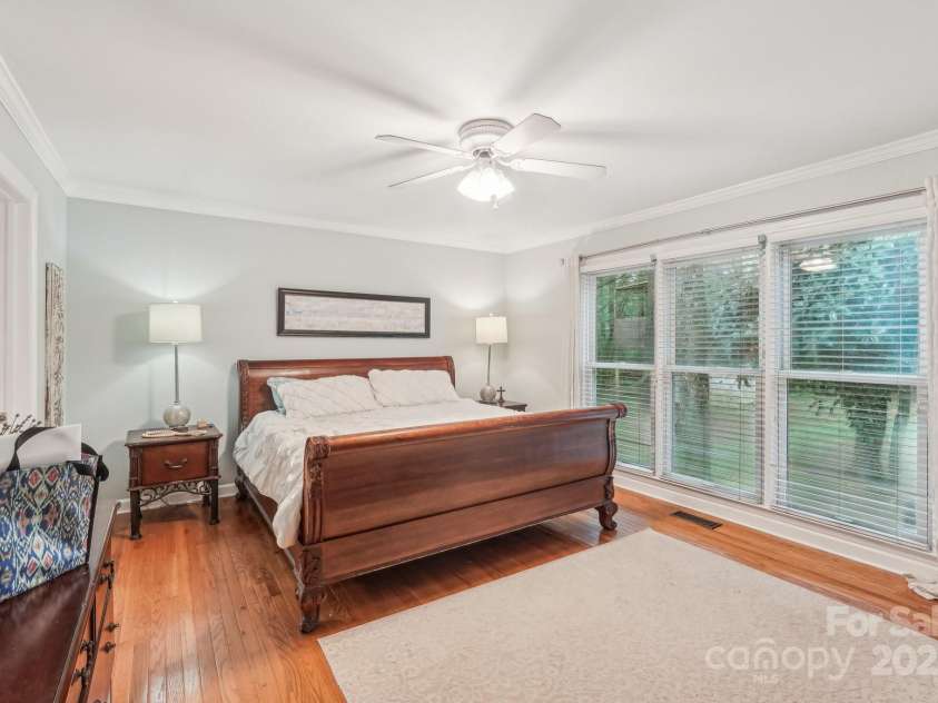 11333 Snapfinger Drive, Charlotte, NC 28277.  MLS# CAR4241632, YatesRealty ID 10923. 