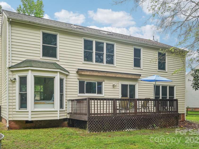 11333 Snapfinger Drive, Charlotte, NC 28277.  MLS# CAR4241632, YatesRealty ID 10923. 