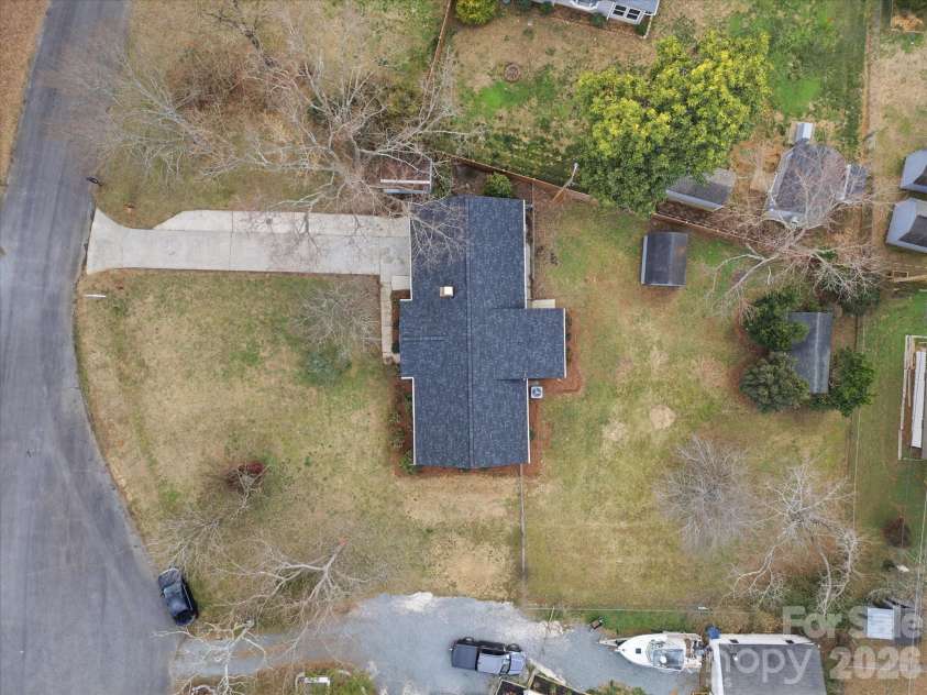 6111 Dovetail Court, Charlotte, NC 28227.  MLS# CAR4349474, YatesRealty ID 10923. 