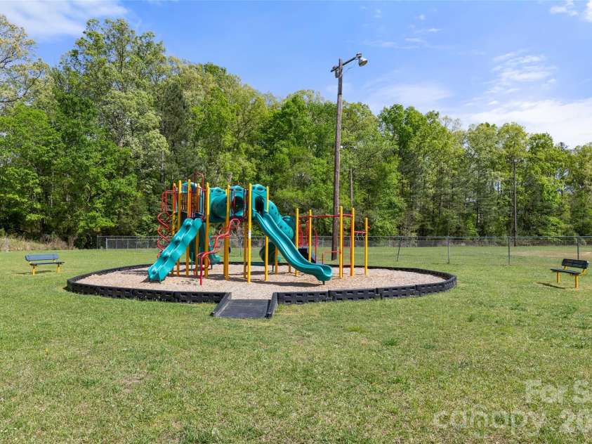 1109 Marion Street, Lancaster, SC 29720.  MLS# CAR4366462, YatesRealty ID 10925. 