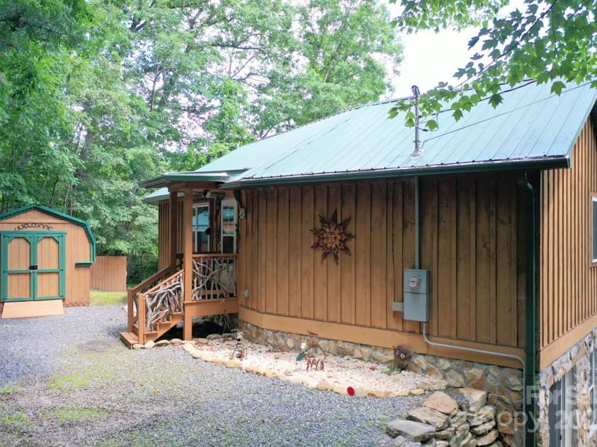 470 Bear Ridge Road, Tuckasegee, NC 28783.  MLS# CAR4159900, YatesRealty ID 10925. 