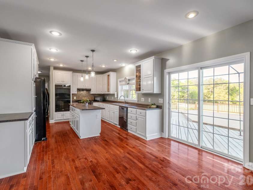 1876 Columbia Road, Chester, SC 29706.  MLS# CAR4364230, YatesRealty ID 10926. 