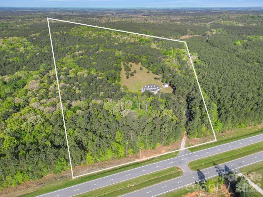 1876 Columbia Road, Chester, SC 29706.  MLS# CAR4364230, YatesRealty ID 10926. 