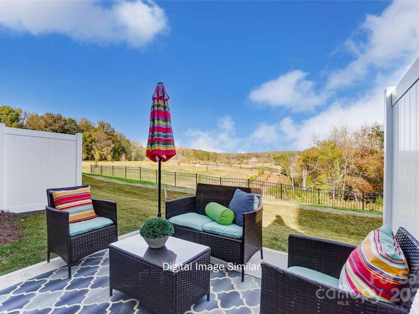 6419 Mallow Crossing Lane, Charlotte, NC 28213.  MLS# CAR4225117, YatesRealty ID 10926. 