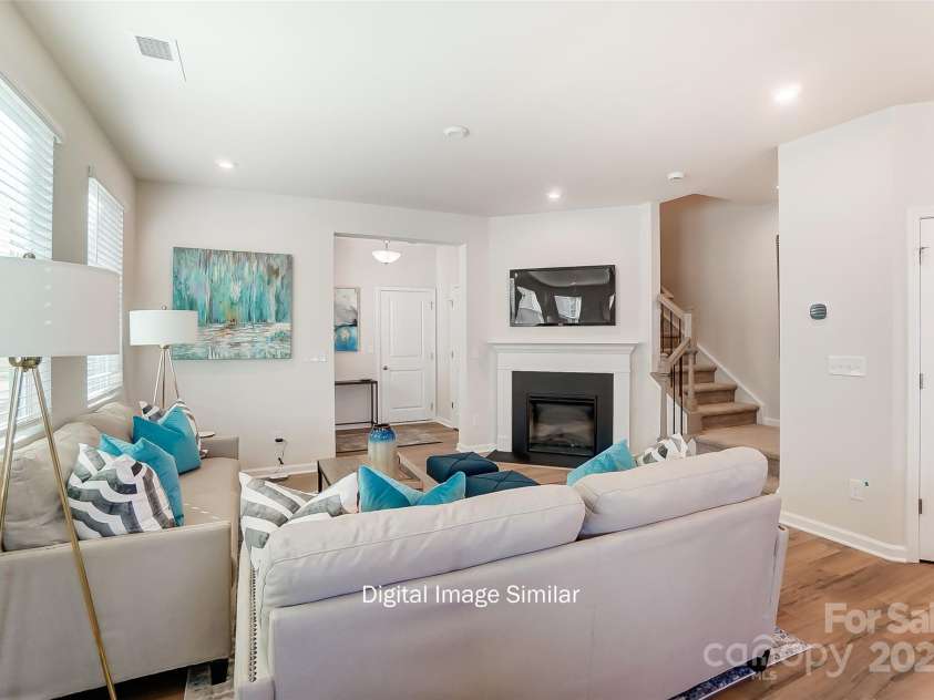 6419 Mallow Crossing Lane, Charlotte, NC 28213.  MLS# CAR4225117, YatesRealty ID 10926. 