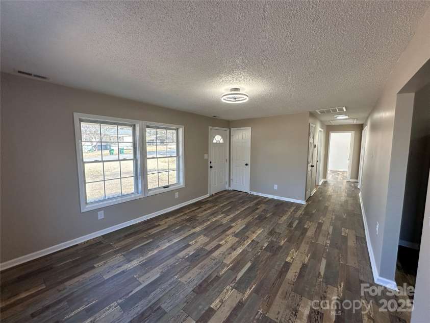 502 Maine Avenue, Bessemer City, NC 28016.  MLS# CAR4226816, YatesRealty ID 10927. 