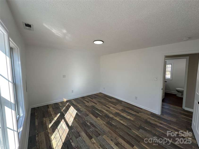 502 Maine Avenue, Bessemer City, NC 28016.  MLS# CAR4226816, YatesRealty ID 10927. 