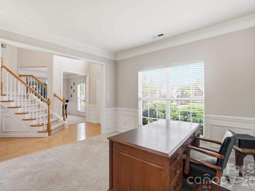 8329 Beardsley Drive, Charlotte, NC 28269.  MLS# CAR4357292, YatesRealty ID 10927. 