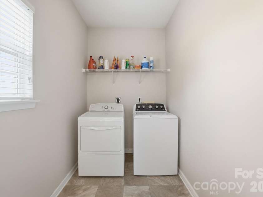 8329 Beardsley Drive, Charlotte, NC 28269.  MLS# CAR4357292, YatesRealty ID 10927. 