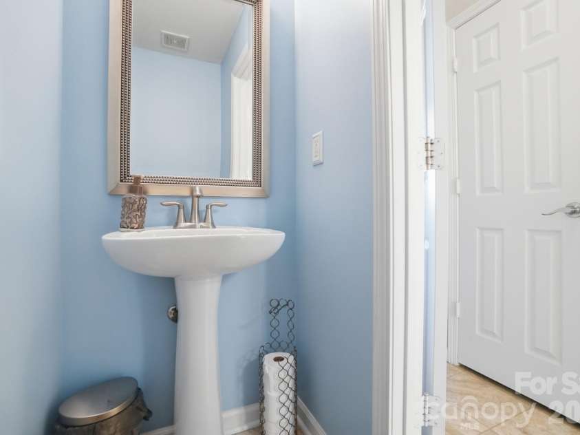 8329 Beardsley Drive, Charlotte, NC 28269.  MLS# CAR4357292, YatesRealty ID 10927. 