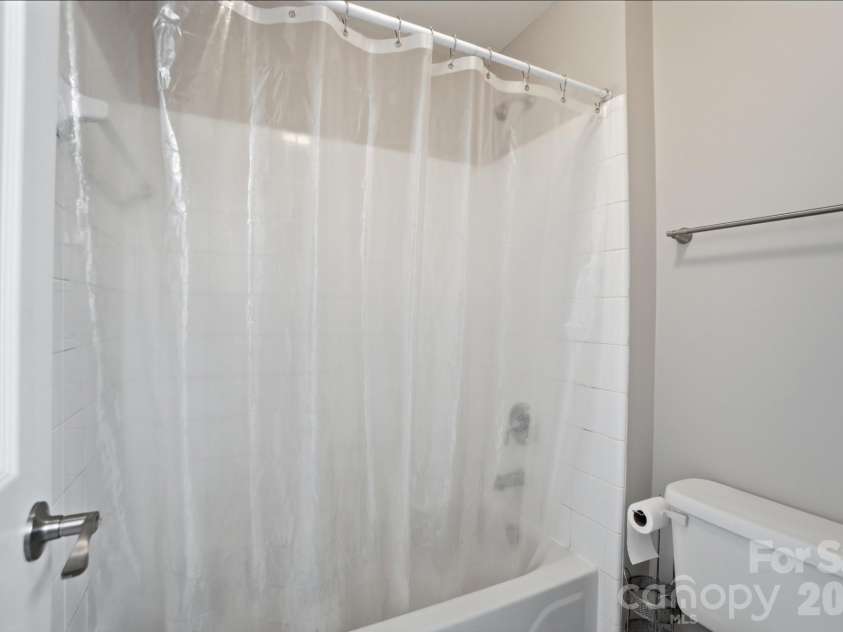 8329 Beardsley Drive, Charlotte, NC 28269.  MLS# CAR4357292, YatesRealty ID 10927. 