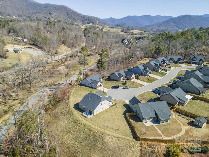 34 Checkerberry Court, Weaverville, NC 28787.  MLS# CAR4251571, YatesRealty ID 10928. 