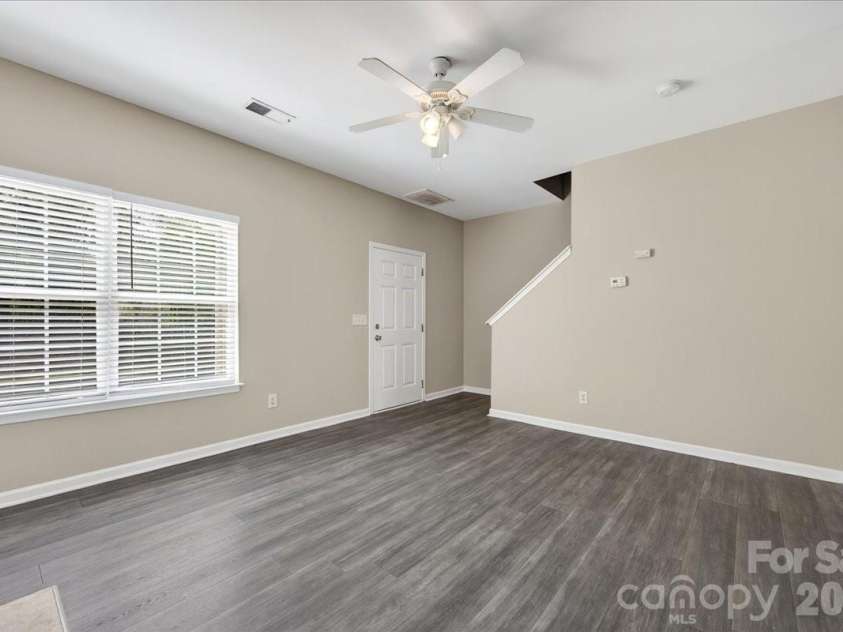 8619 Wandering Creek Way, Charlotte, NC 28227.  MLS# CAR4367292, YatesRealty ID 10929. 