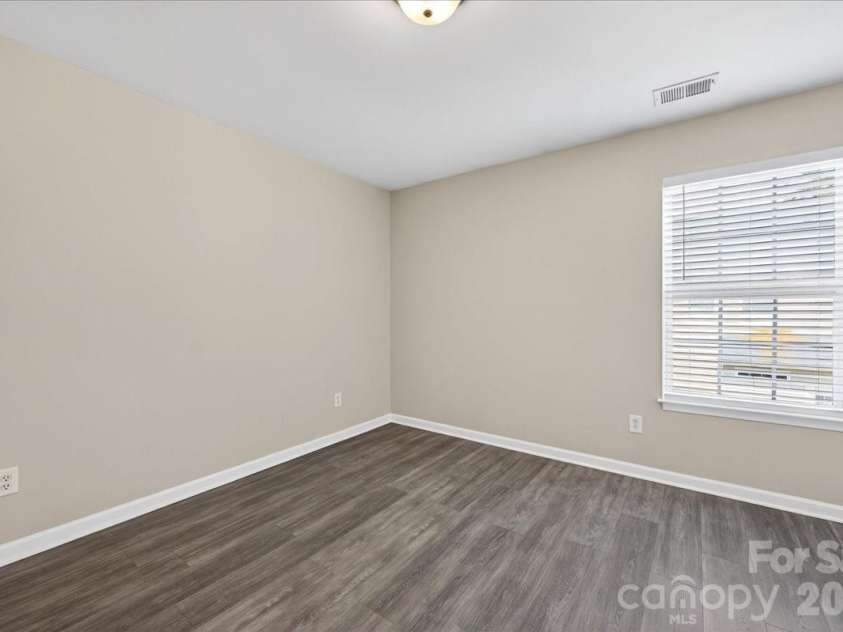 8619 Wandering Creek Way, Charlotte, NC 28227.  MLS# CAR4367292, YatesRealty ID 10929. 