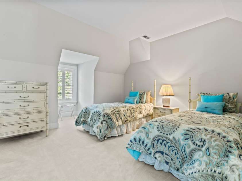 8934 Winged Bourne Drive, Charlotte, NC 28210.  MLS# CAR4245906, YatesRealty ID 10929. 