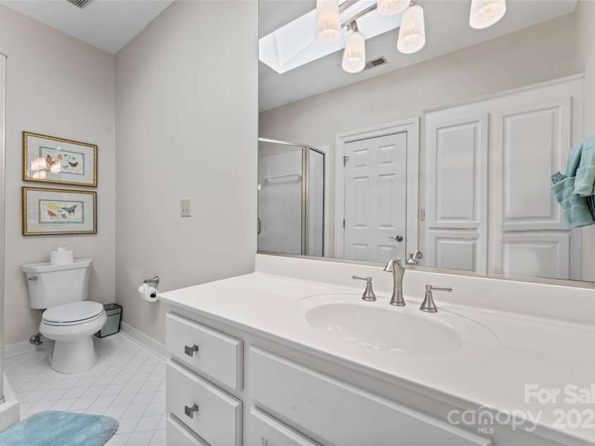 8934 Winged Bourne Drive, Charlotte, NC 28210.  MLS# CAR4245906, YatesRealty ID 10929. 