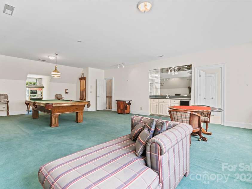 8934 Winged Bourne Drive, Charlotte, NC 28210.  MLS# CAR4245906, YatesRealty ID 10929. A lot of fun to be had here!