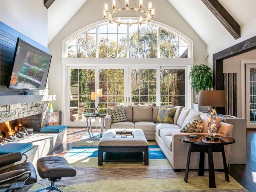 10 Fairsted Drive, Asheville, NC 28803.  MLS# CAR4307795, YatesRealty ID 1093. 