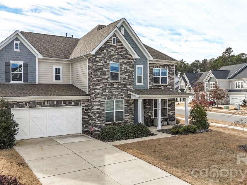 16504 Turtle Grove Terrace, Charlotte, NC 28278.  MLS# CAR4340701, YatesRealty ID 10930. 
