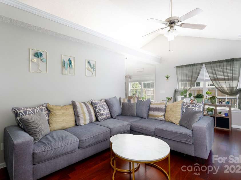 5015 Drake Pond Lane, Rock Hill, SC 29732.  MLS# CAR4243941, YatesRealty ID 10930. 