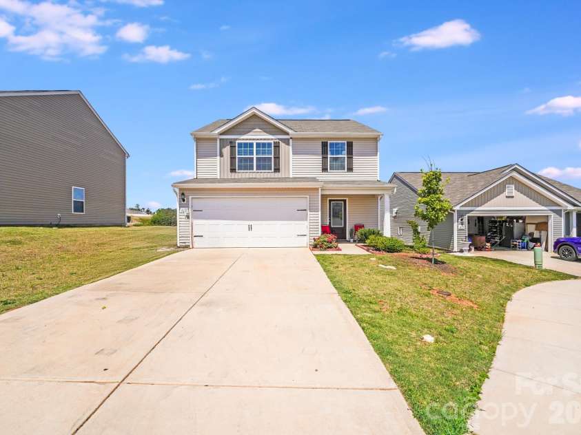 611 Maddox Drive, Shelby, NC 28152.  MLS# CAR4281912, YatesRealty ID 10931. 