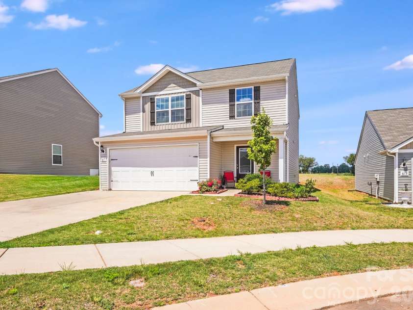 611 Maddox Drive, Shelby, NC 28152.  MLS# CAR4281912, YatesRealty ID 10931. 