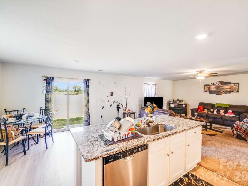 611 Maddox Drive, Shelby, NC 28152.  MLS# CAR4281912, YatesRealty ID 10931. 