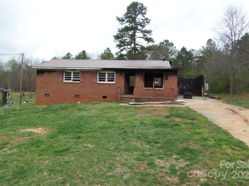 1842 Quail Run Drive, Kingstown, NC 28150.  MLS# CAR4242464, YatesRealty ID 10932. 