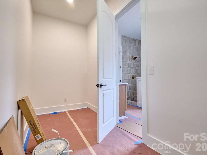 5104 Lowie Lane, Gastonia, NC 28056.  MLS# CAR4327132, YatesRealty ID 10932. Naster closet