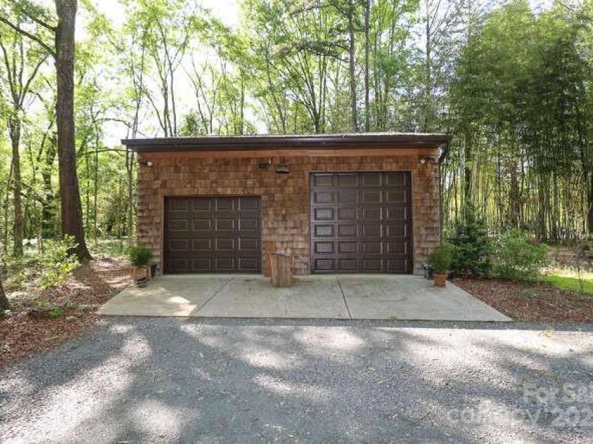 8903 New Town Road, Waxhaw, NC 28173.  MLS# CAR4251547, YatesRealty ID 10933. 