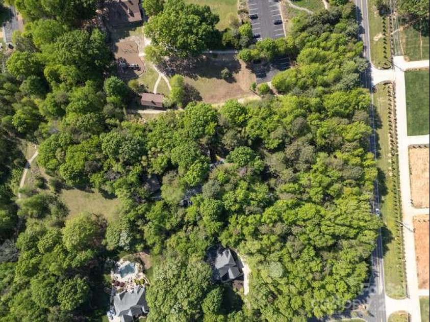 8903 New Town Road, Waxhaw, NC 28173.  MLS# CAR4251547, YatesRealty ID 10933. 