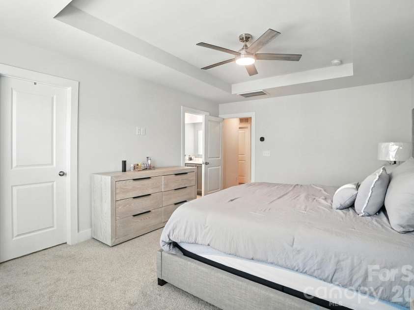 1641 Unison Drive, Charlotte, NC 28262.  MLS# CAR4341547, YatesRealty ID 10934. 