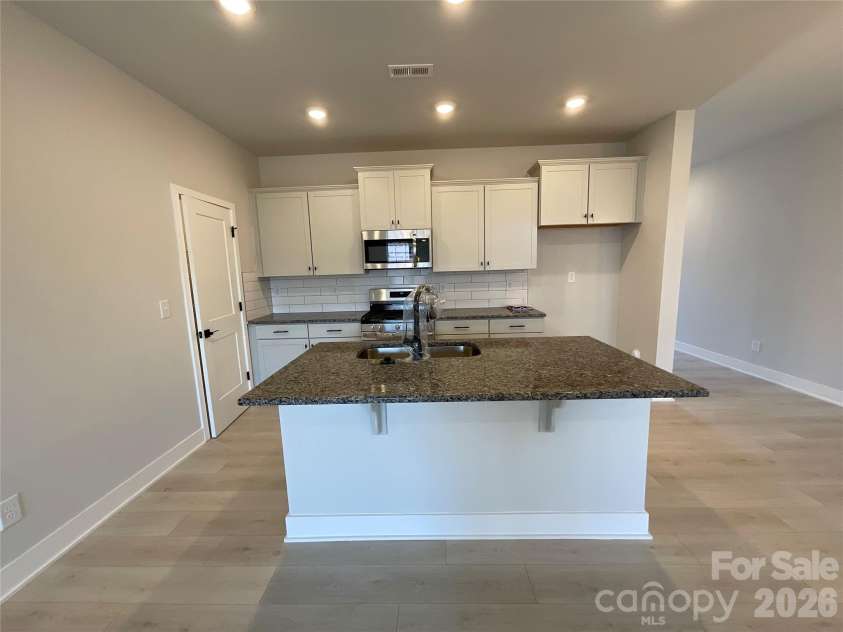 715 Pinecone Drive, Gastonia, NC 28056.  MLS# CAR4360212, YatesRealty ID 10936. 