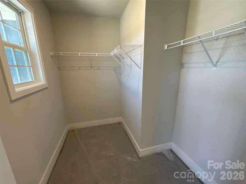 711 Pinecone Drive, Gastonia, NC 28056.  MLS# CAR4343495, YatesRealty ID 10937. 