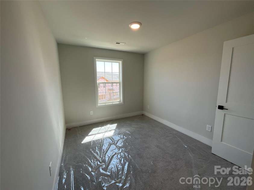 711 Pinecone Drive, Gastonia, NC 28056.  MLS# CAR4343495, YatesRealty ID 10937. 