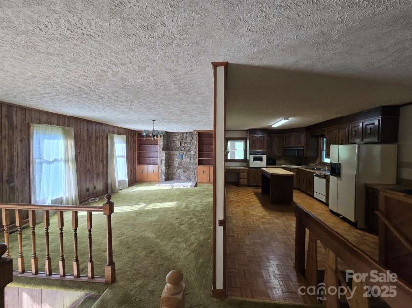 1074 25th Street, Hickory, NC 28601.  MLS# CAR4252237, YatesRealty ID 10939. Easy to Imagine an open concept