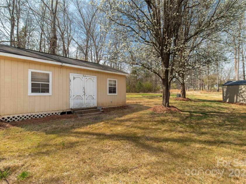 4604 Karwood Drive, Rock Hill, SC 29732.  MLS# CAR4233684, YatesRealty ID 10940. 