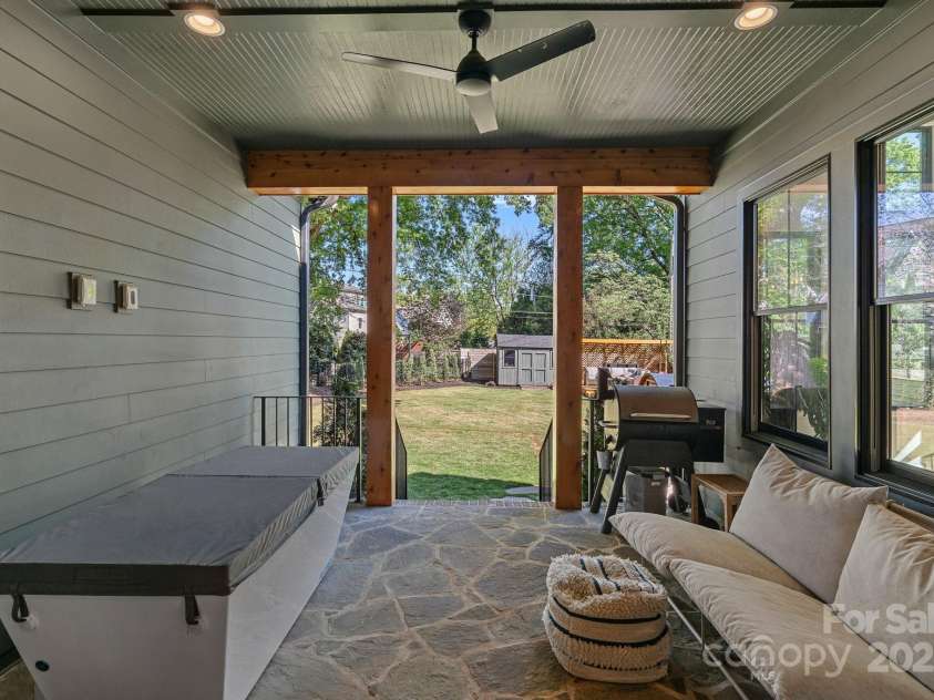 3209 Mayfield Avenue, Charlotte, NC 28209.  MLS# CAR4248902, YatesRealty ID 10941. 