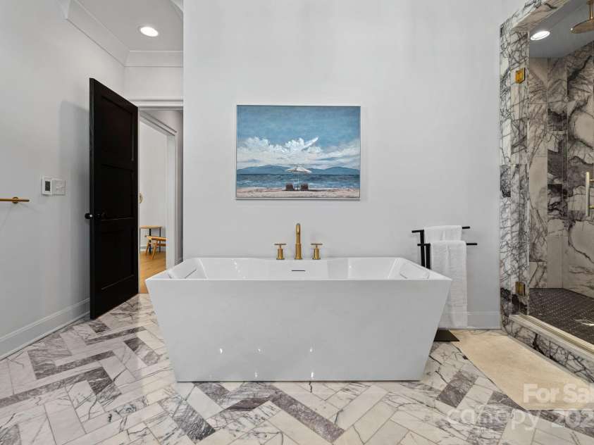 3209 Mayfield Avenue, Charlotte, NC 28209.  MLS# CAR4248902, YatesRealty ID 10941. 