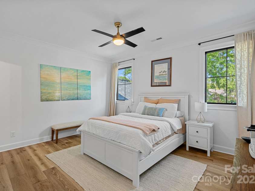 3209 Mayfield Avenue, Charlotte, NC 28209.  MLS# CAR4248902, YatesRealty ID 10941. 