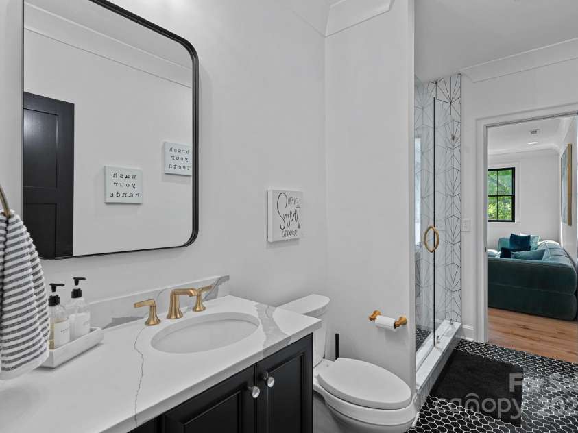 3209 Mayfield Avenue, Charlotte, NC 28209.  MLS# CAR4248902, YatesRealty ID 10941. 