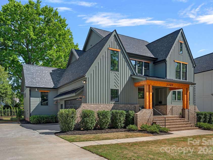 3209 Mayfield Avenue, Charlotte, NC 28209.  MLS# CAR4248902, YatesRealty ID 10941. 
