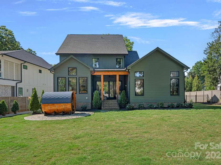 3209 Mayfield Avenue, Charlotte, NC 28209.  MLS# CAR4248902, YatesRealty ID 10941. 