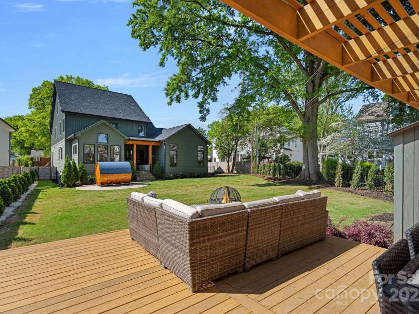 3209 Mayfield Avenue, Charlotte, NC 28209.  MLS# CAR4248902, YatesRealty ID 10941. 