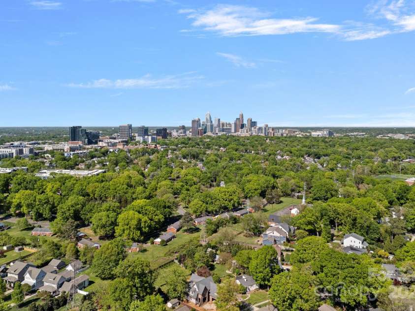 3209 Mayfield Avenue, Charlotte, NC 28209.  MLS# CAR4248902, YatesRealty ID 10941. 