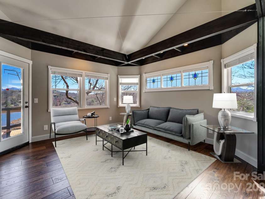 96 Old Powerhouse Road, Franklin, NC 28734.  MLS# CAR4244174, YatesRealty ID 10942. 